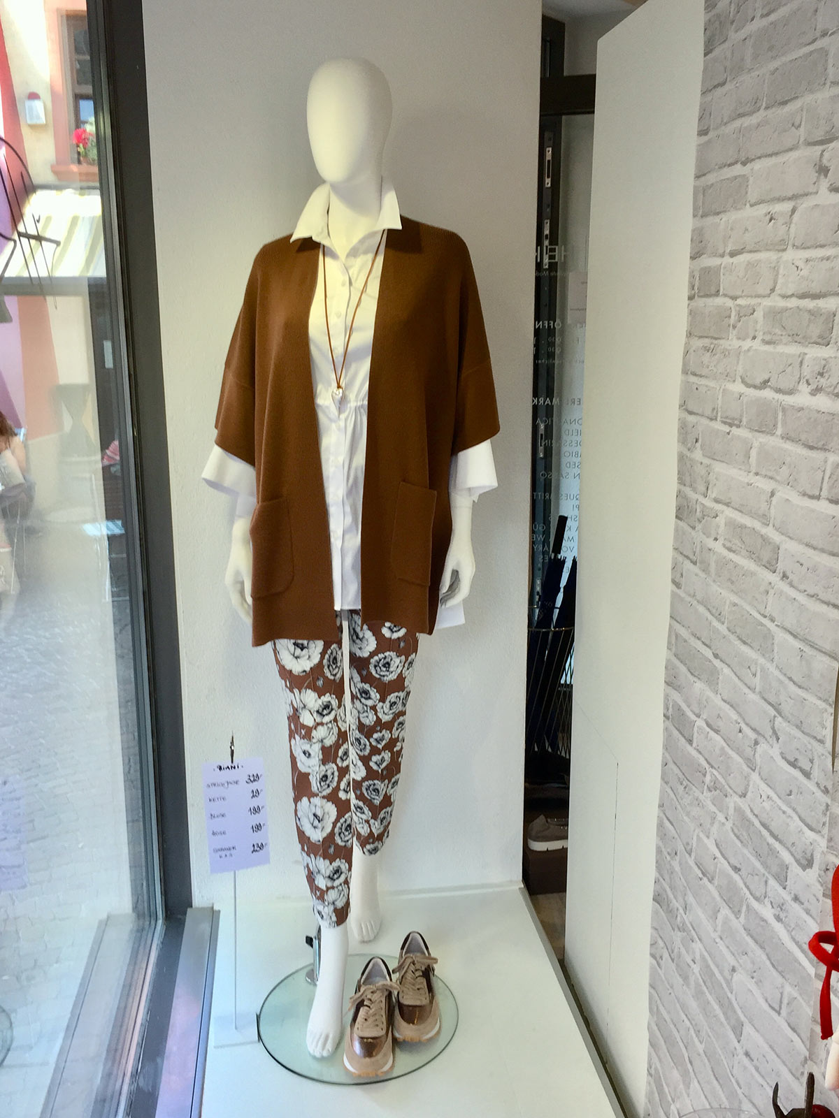 Damen - Look 1