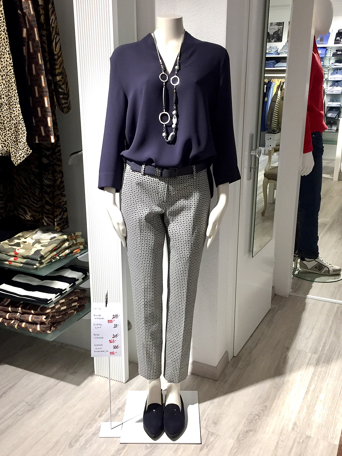 Damen - Look 1