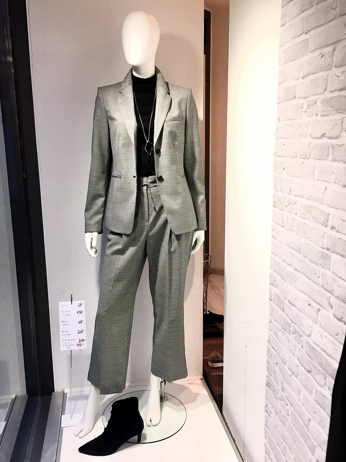 Damen - Look 1