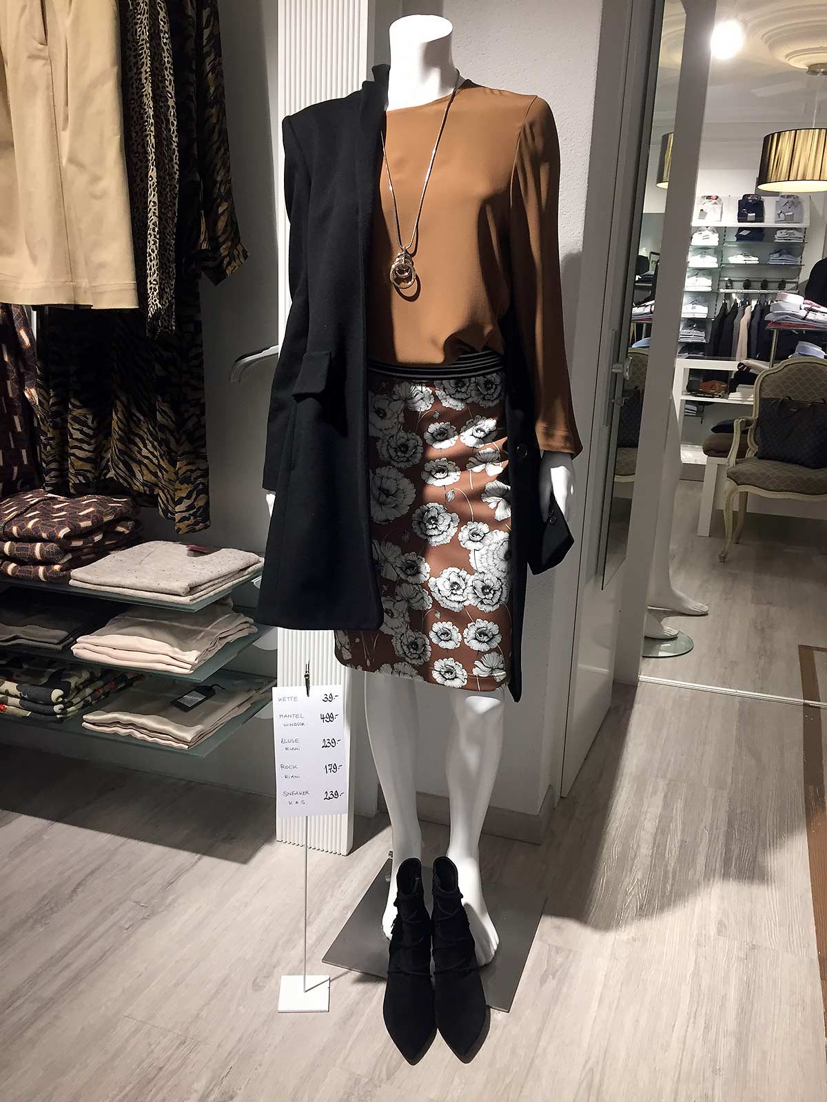 Damen - Look 1