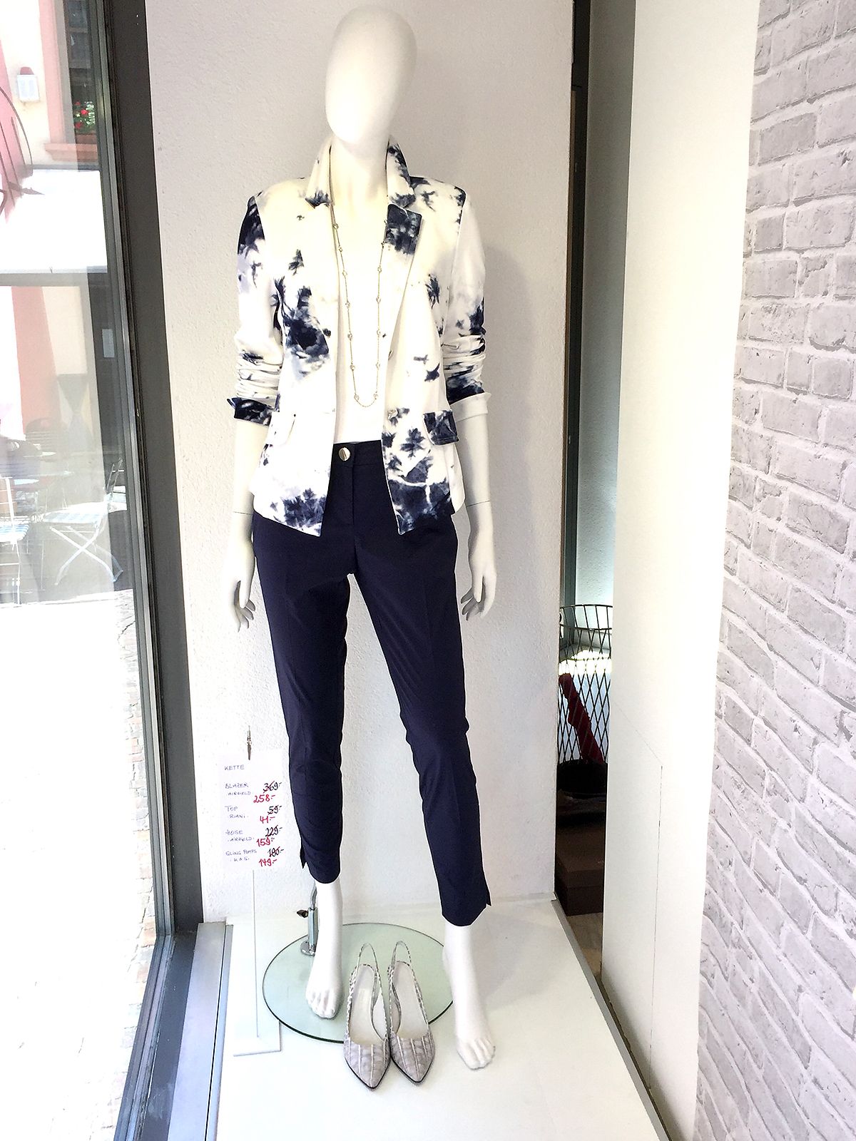 Damen - Look 1