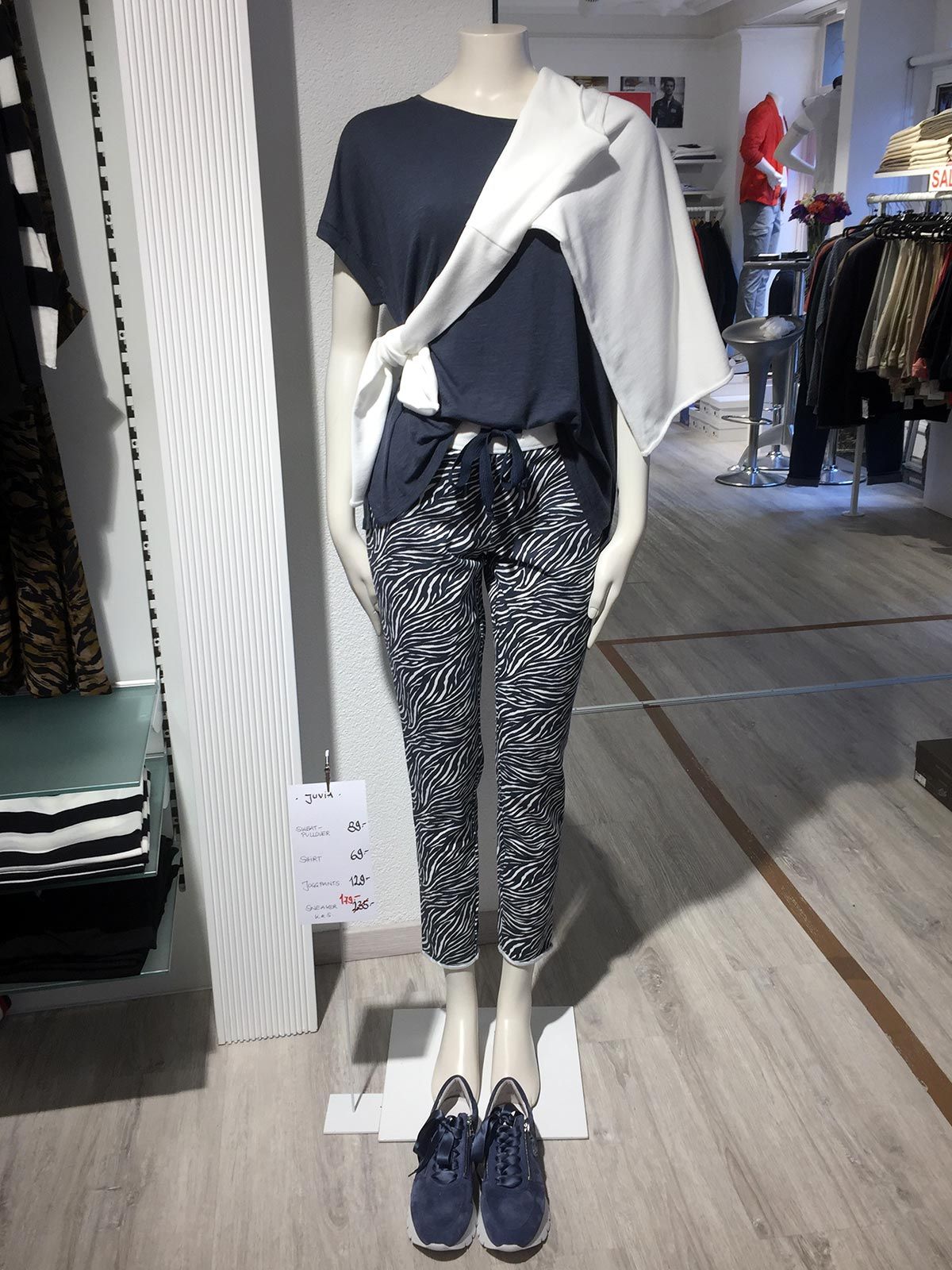 Damen - Look 1