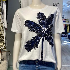 D71